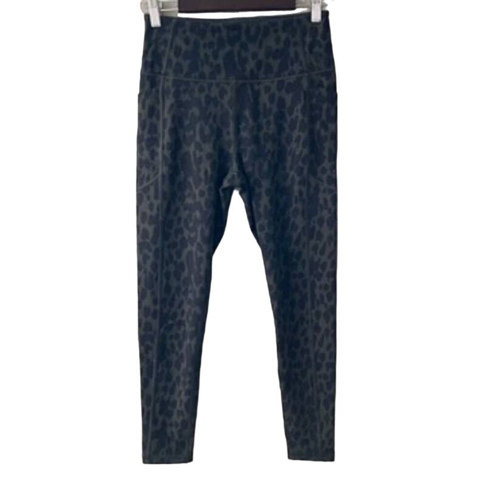 Victoria's Secret Animal Print Crop Pocket Leggings - Black Green - 8
